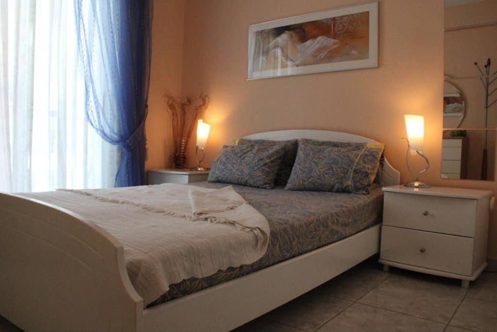 Holiday Apartment פלוגיטה מראה חיצוני תמונה
